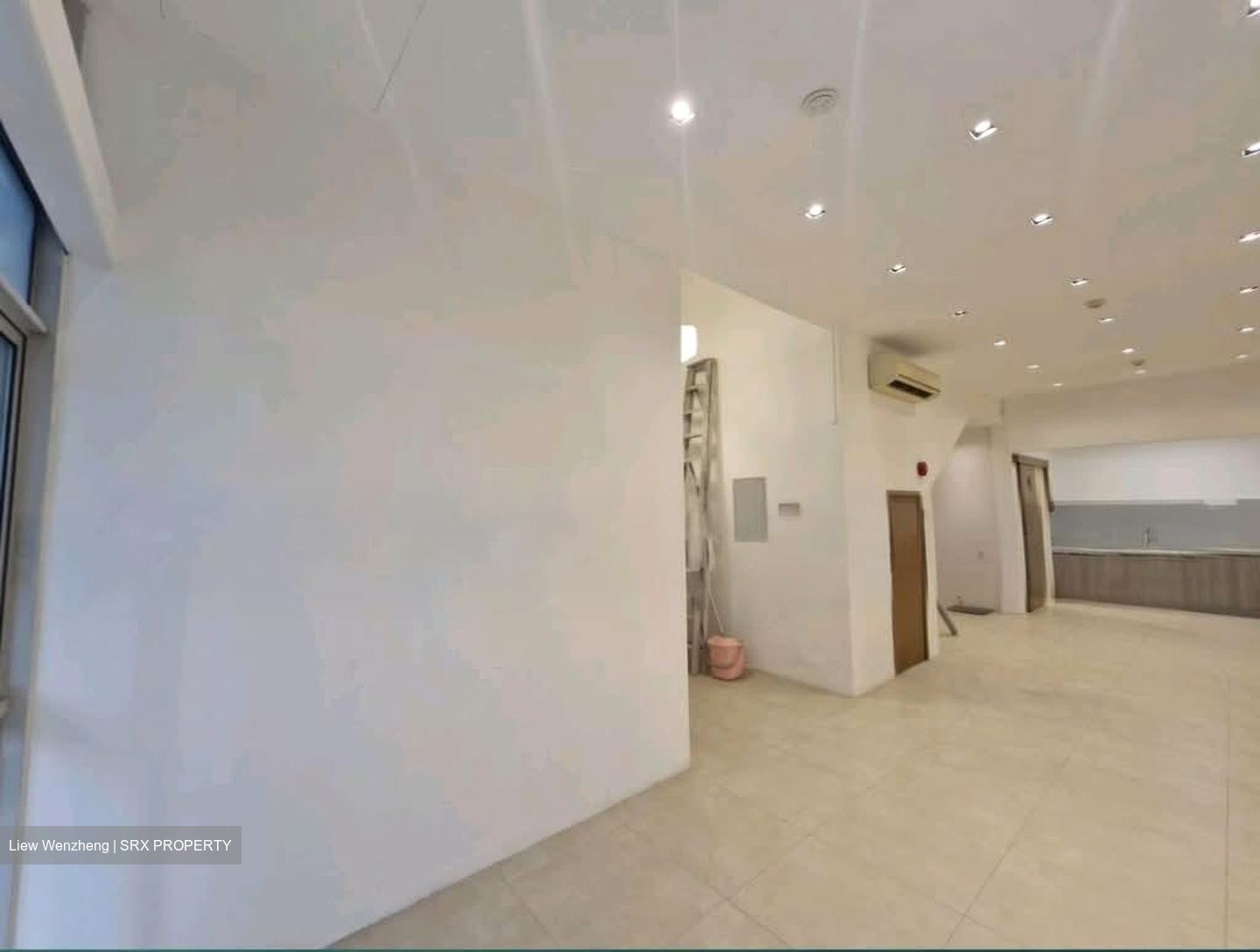 Serangoon Road (D8), Shop House #570509071